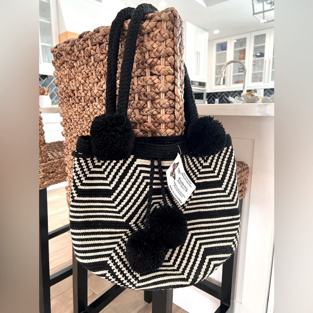 Wayuu Bag - Handmade in Colombia